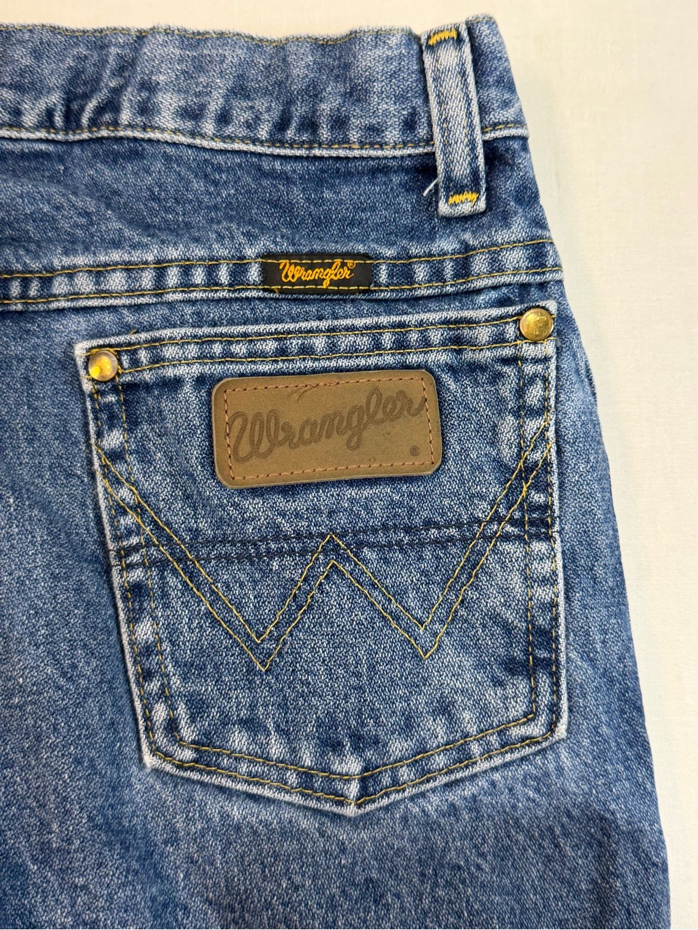 Wrangler Boys Dark Blue Straight Loose Jeans - Picture 4 of 10